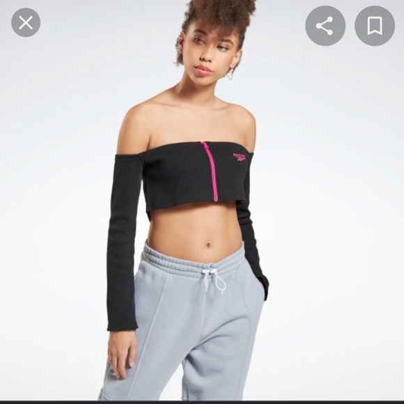 NEW Reebok crop top! - Picture 4 of 7